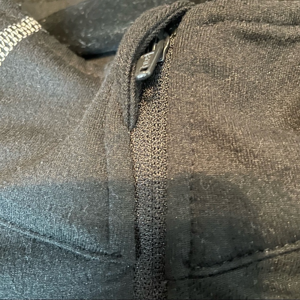 Fila Sport Running Jacket with Space Dye Geometric Pattern Accent Sz. XS - Picture 11 of 14